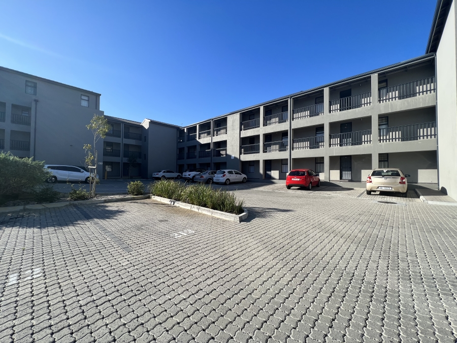 2 Bedroom Property for Sale in Parklands East Western Cape